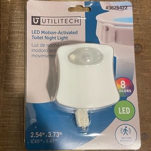 Utilitech LED Motion-Activated Toilet Night Light. 8 Colors. New in Package.